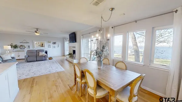 $849,999 | 21028 Bay Shore Drive, Flint, TX 75762