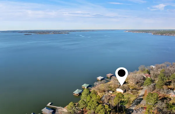 $849,999 | 21028 Bay Shore Drive, Flint, TX 75762