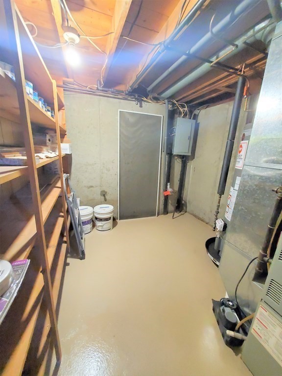 17 Oakland Road Pepperell, MA 01463 - Photo 11 of 15 Gallery Image 11