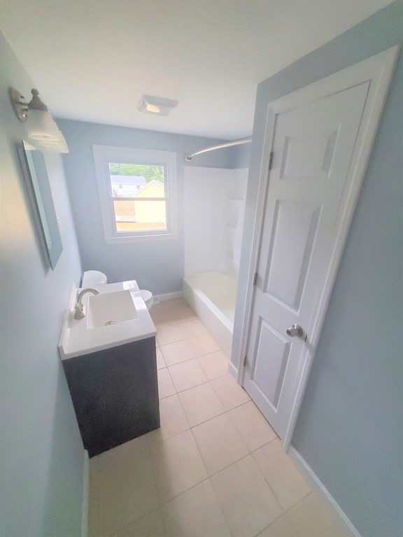 17 Oakland Road Pepperell, MA 01463 - Photo 7 of 15 Gallery Image 7