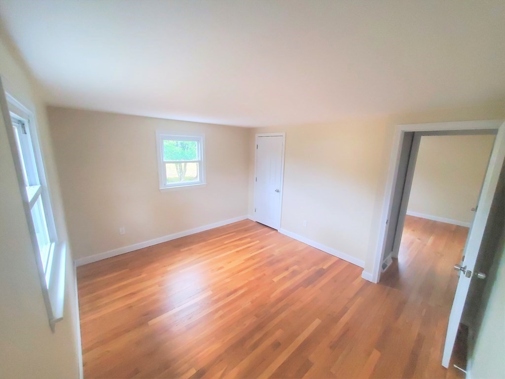 17 Oakland Road Pepperell, MA 01463 - Photo 10 of 15 Gallery Image 10