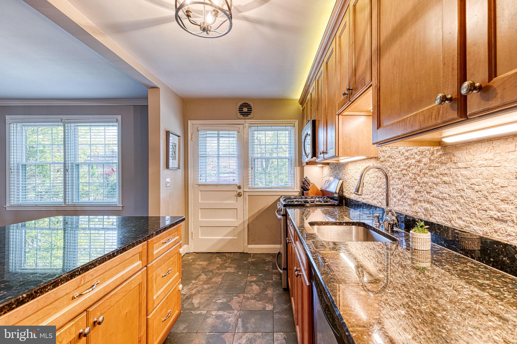 137 Brandon Road Baltimore, MD 21212 - Photo 19 of 39