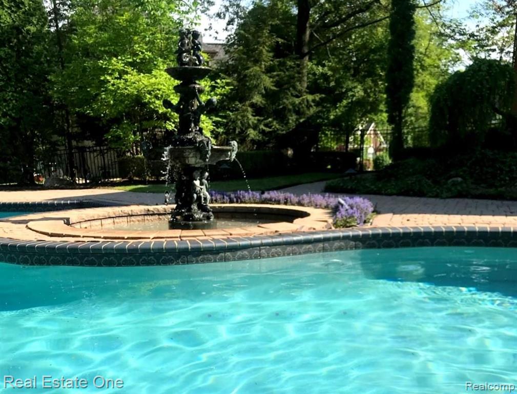 1686 Apple Ridge Court Rochester Hills, MI 48306 - Photo 65 of 66