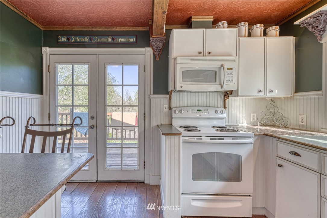 621 Cornwall Road Northwest Lakebay, WA 98349 - Photo 12 of 36