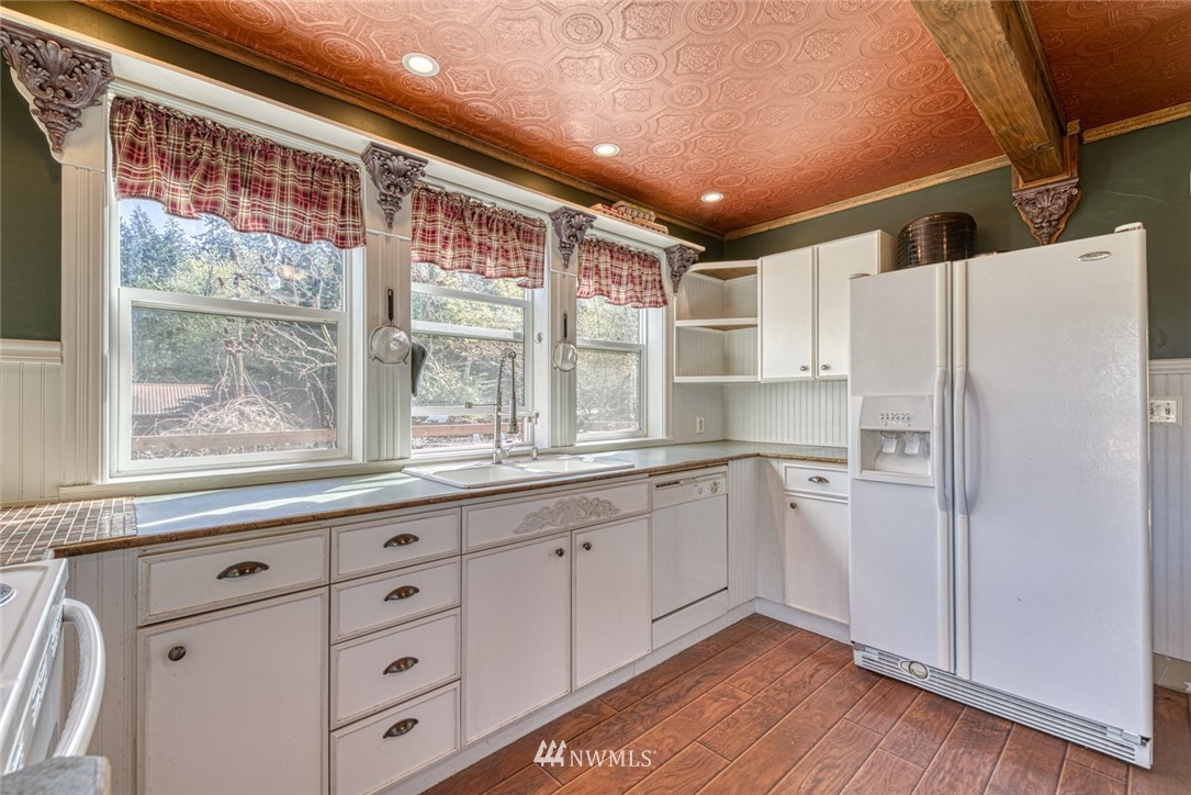 621 Cornwall Road Northwest Lakebay, WA 98349 - Photo 13 of 36