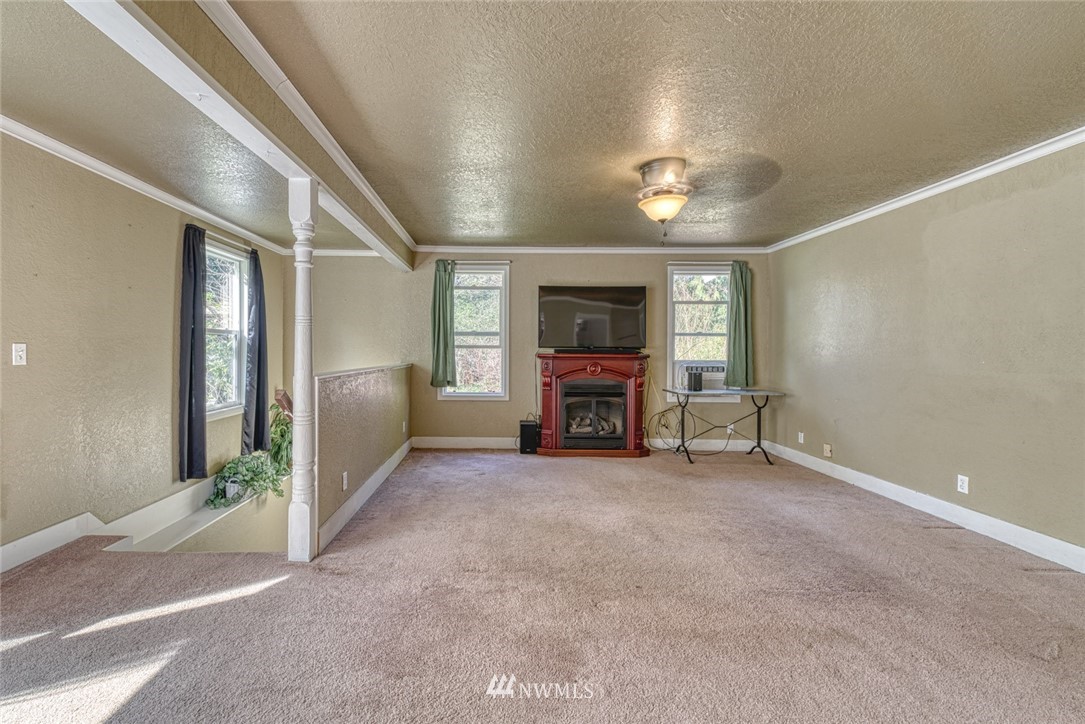 621 Cornwall Road Northwest Lakebay, WA 98349 - Photo 8 of 36