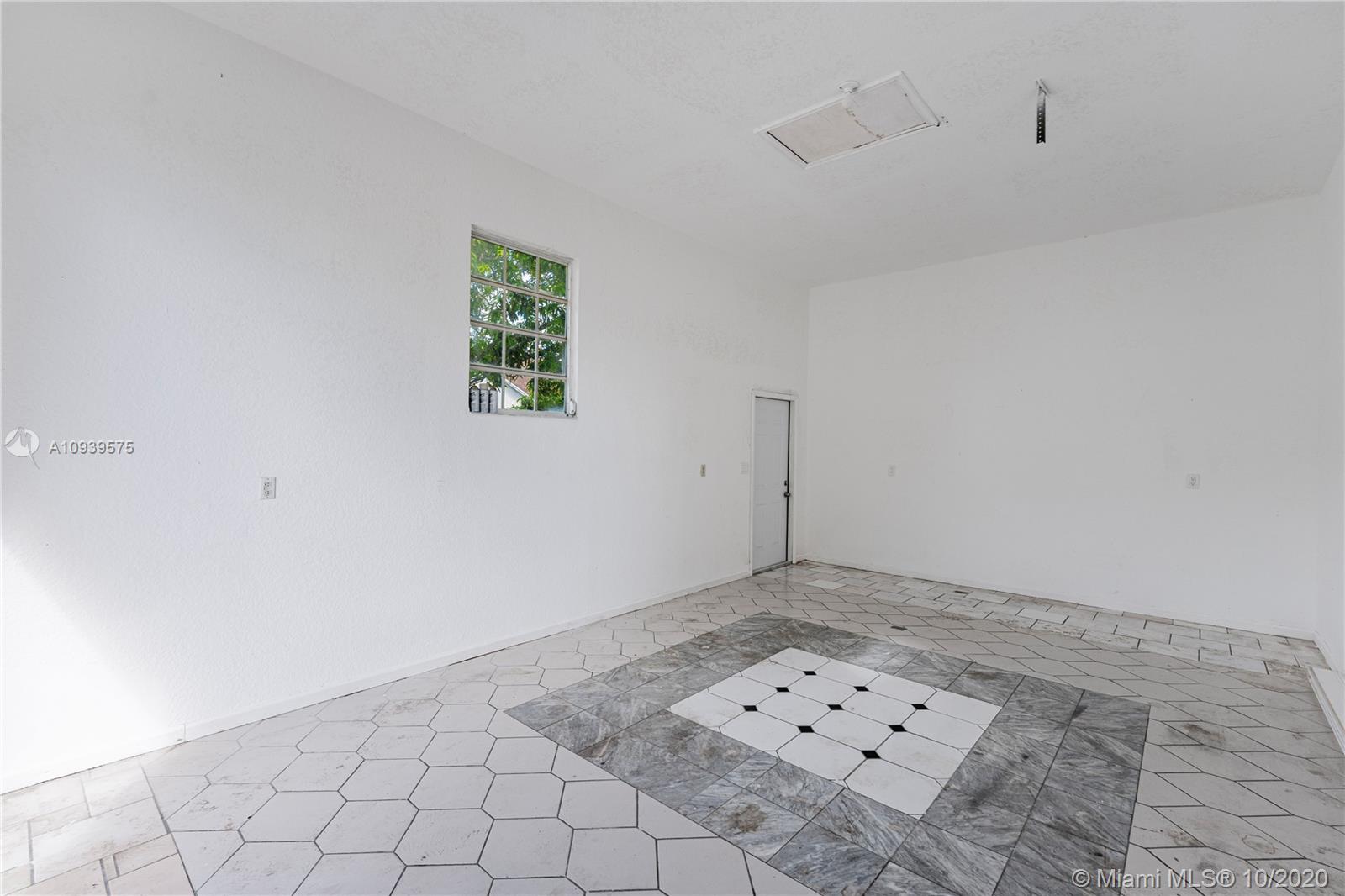 3684 Northwest 3rd Avenue Boca Raton, FL 33431 - Photo 35 of 44 Inside the Shed
