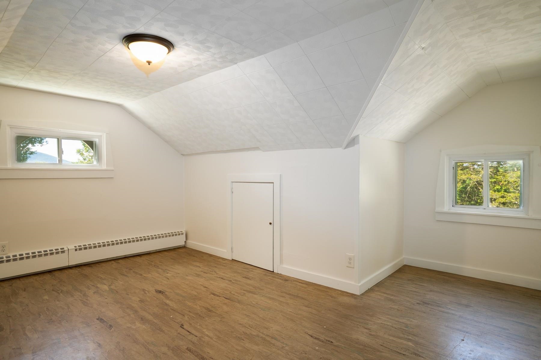 374 Overlea Road Bennington, VT 05201 - Photo 23 of 30