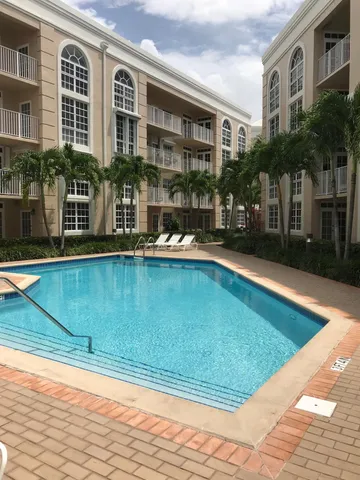 $2,200 | 1280 South Alhambra Circle, Unit 1221, Coral Gables, FL 33146