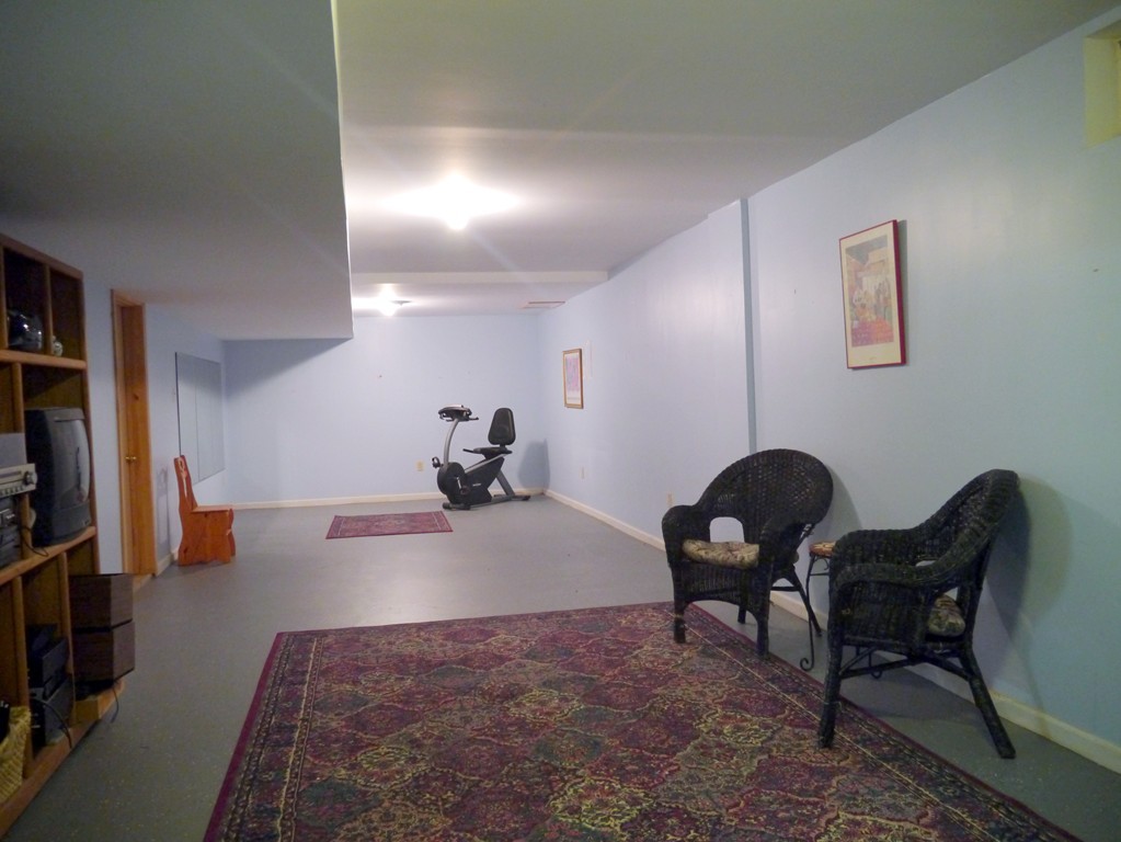 40 Woodlot Road Amherst, MA 01002 - Photo 23 of 26 Gallery Image 23