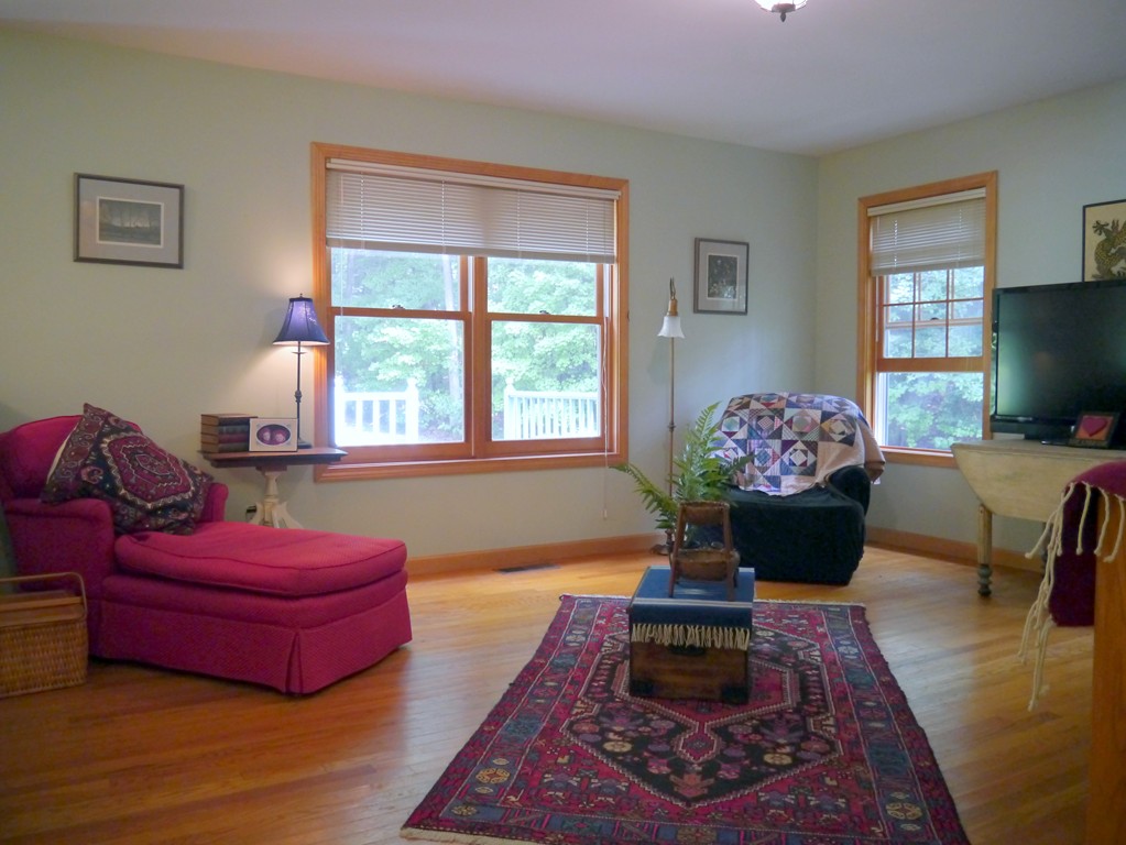 40 Woodlot Road Amherst, MA 01002 - Photo 6 of 26 Gallery Image 6