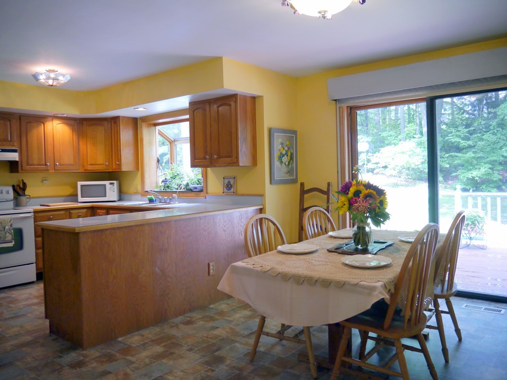 40 Woodlot Road Amherst, MA 01002 - Photo 8 of 26 Gallery Image 8