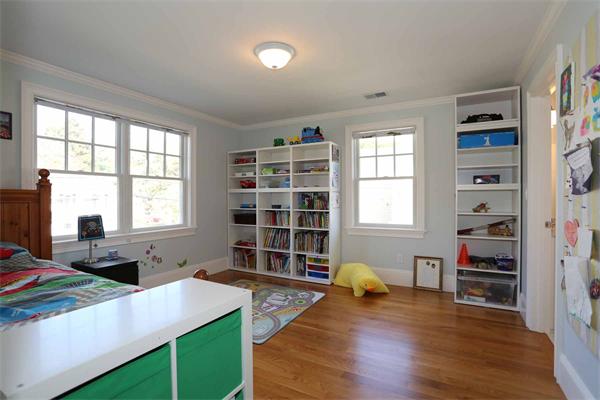 354 Brookline Street Needham, MA 02492 - Photo 13 of 17 Gallery Image 13