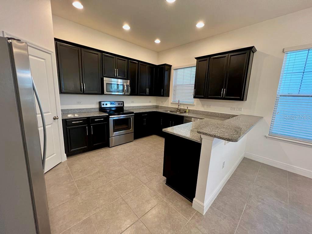 12219 Joshua Tree Trail Windermere, FL 34786 - Photo 4 of 22