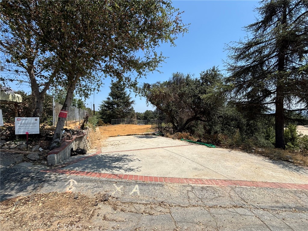 3696 Chaney Trail Altadena, CA 91001 - Photo 2 of 19 a view of snow on the side of road