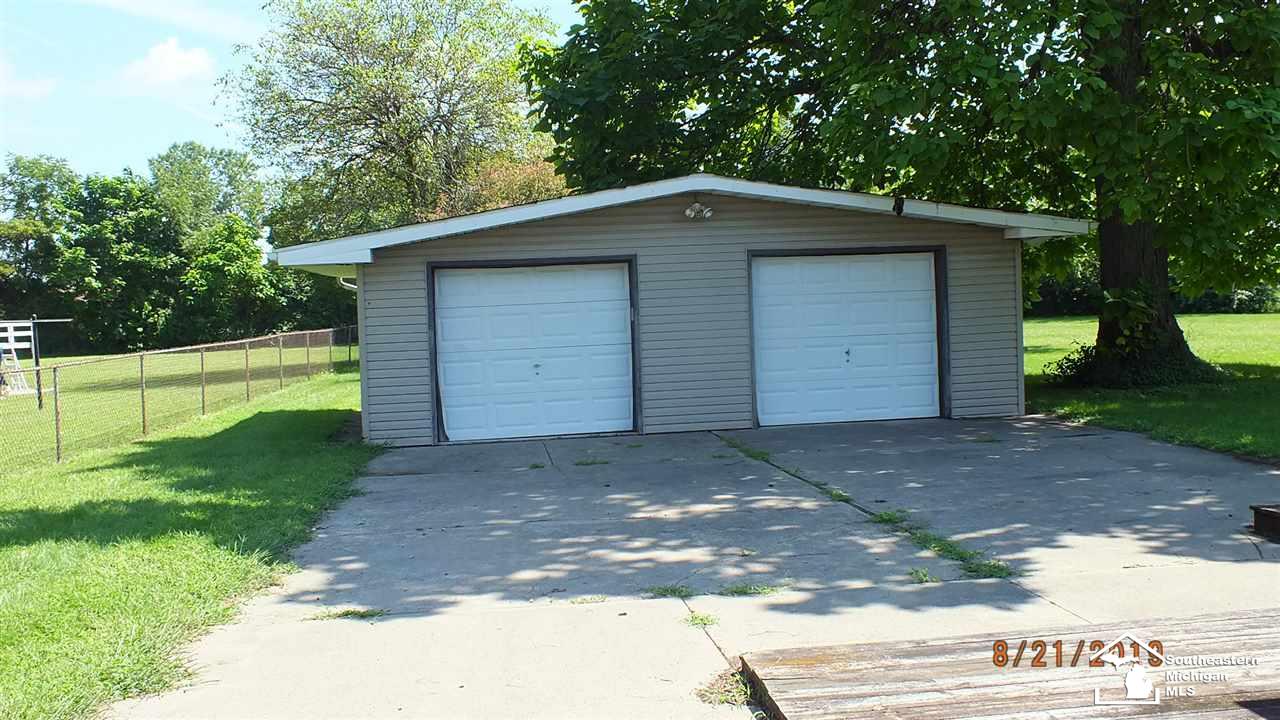 8340 Crabb Road Temperance, MI 48182 - Photo 3 of 12