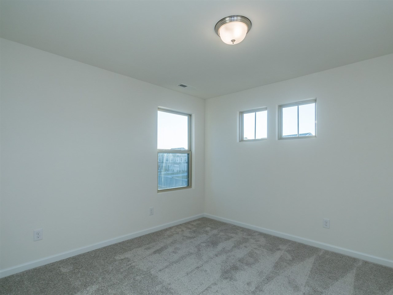 907 Lippincott Road Durham, NC 27703 - Photo 20 of 26 Photo 20
