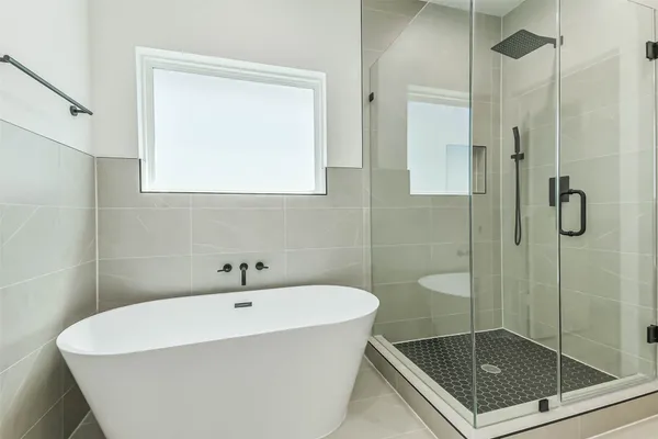 $2,600 | 5703 Balbo Street, Unit F, Houston, TX 77091