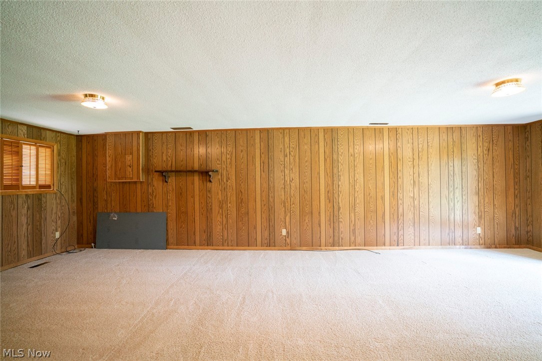 79 South Hametown Road Akron, OH 44321 - Photo 24 of 35