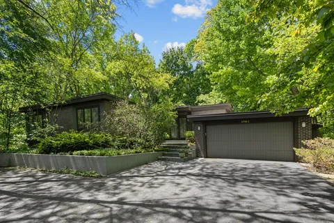 $1,245,000 | 1762 Linden Avenue, Highland Park, IL 60035
