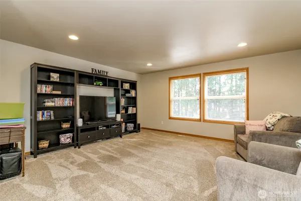 $875,000 | 13418 159th St Court East, Puyallup, WA 98374