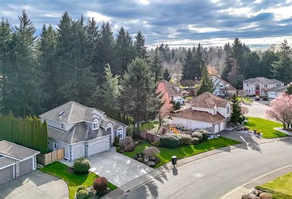 $875,000 | 13418 159th St Court East, Puyallup, WA 98374