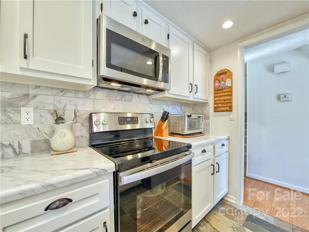 80 Ninevah Road Waynesville, NC 28786 - Photo 15 of 27 Gallery Image 15