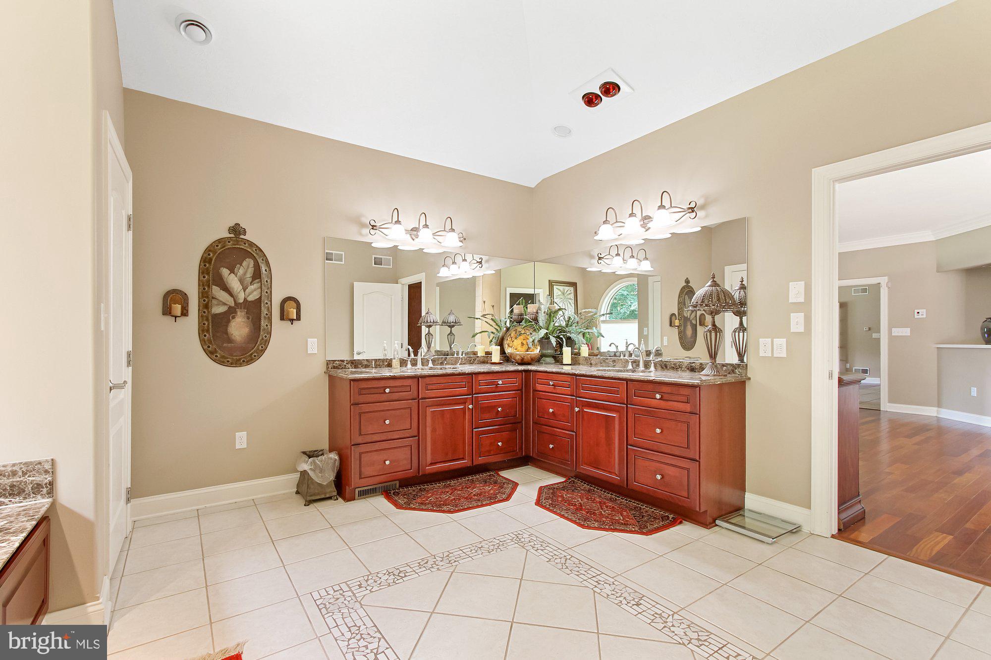 740 Witmer Road York, PA 17402 - Photo 28 of 66 Primary Bathroom