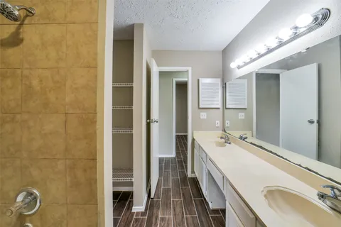 $147,900 | 10036 Woodico Drive, Houston, TX 77038