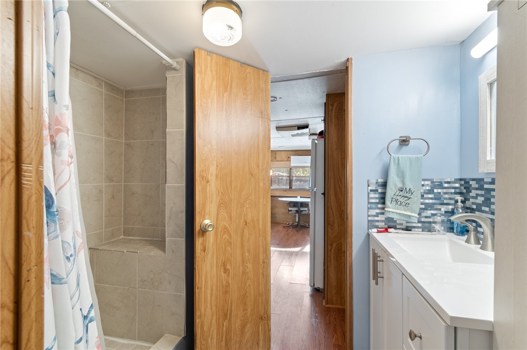 7945 Lake Road, Unit 44 Sodus, NY 14555 - Photo 16 of 22 THE FULL BATHROOM! THERE IS ADDITIONAL BATHROOMS A
