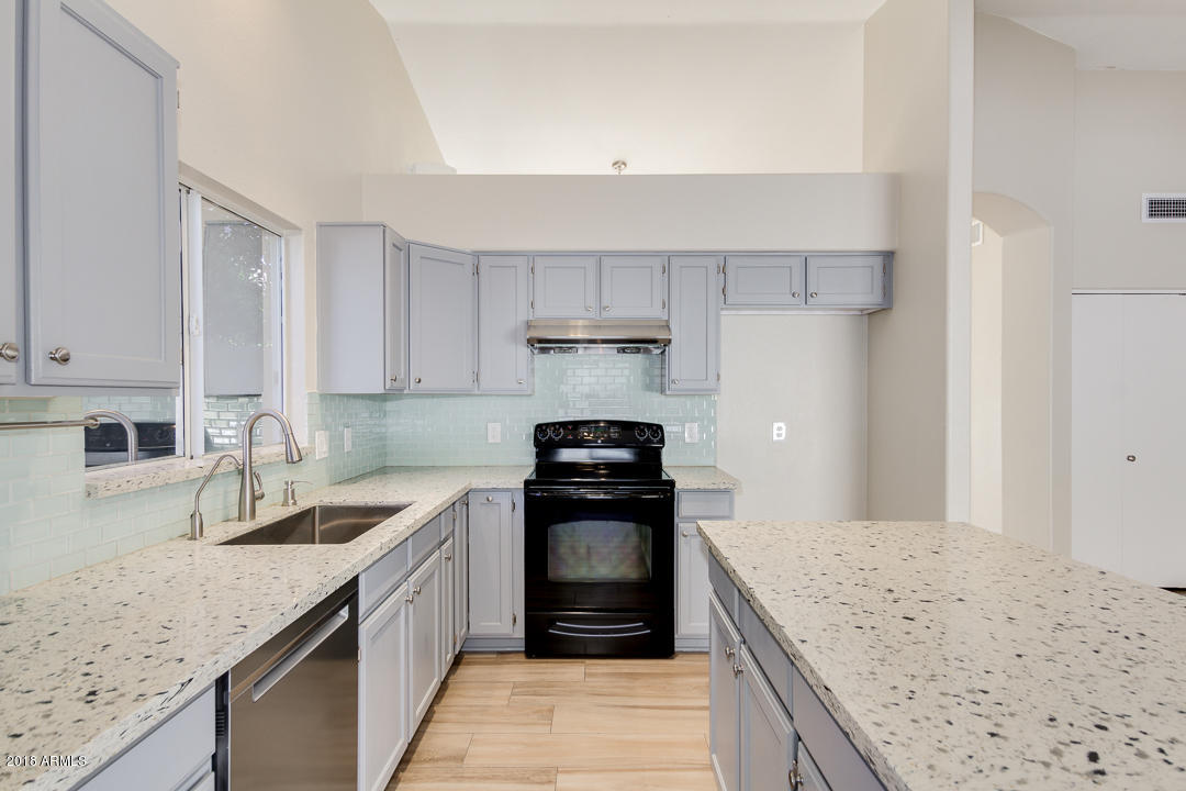 4508 East St John Road Phoenix, AZ 85032 - Photo 3 of 28 photo_03