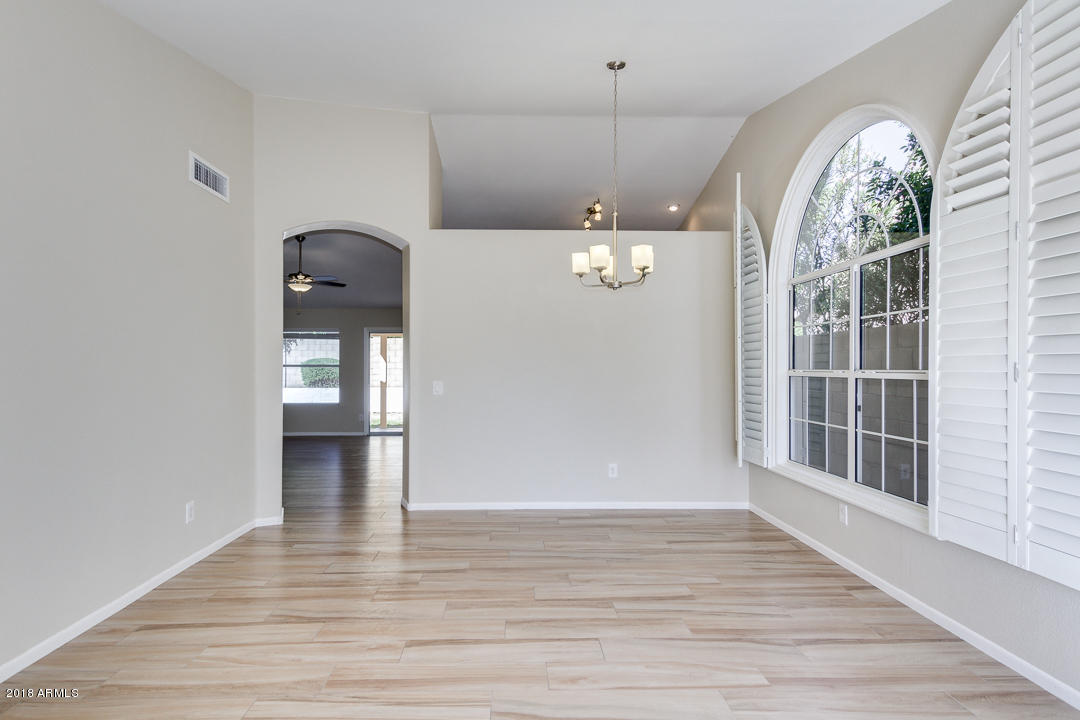 4508 East St John Road Phoenix, AZ 85032 - Photo 10 of 28 photo_10