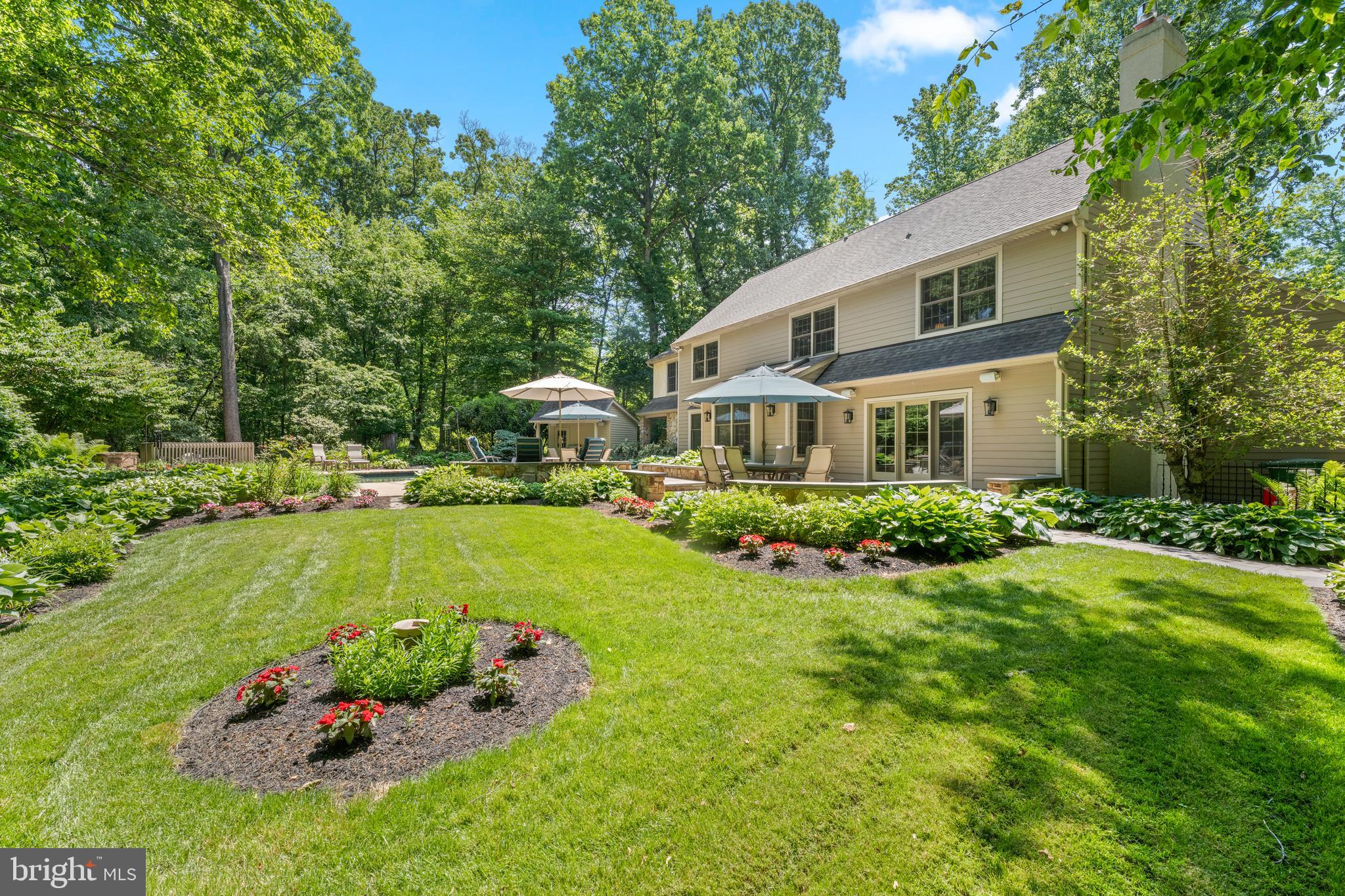 155 Barton Drive Spring City, PA 19475 - Photo 41 of 65 Exterior rear