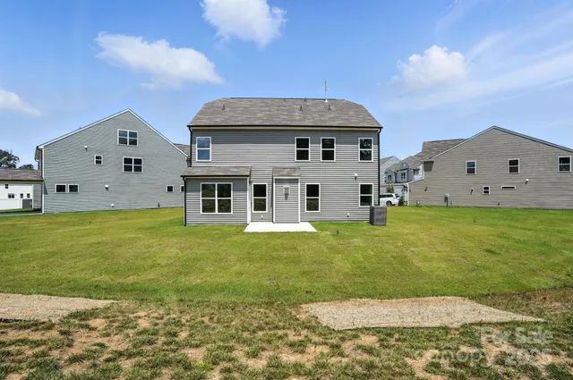 a house view with a outdoor space