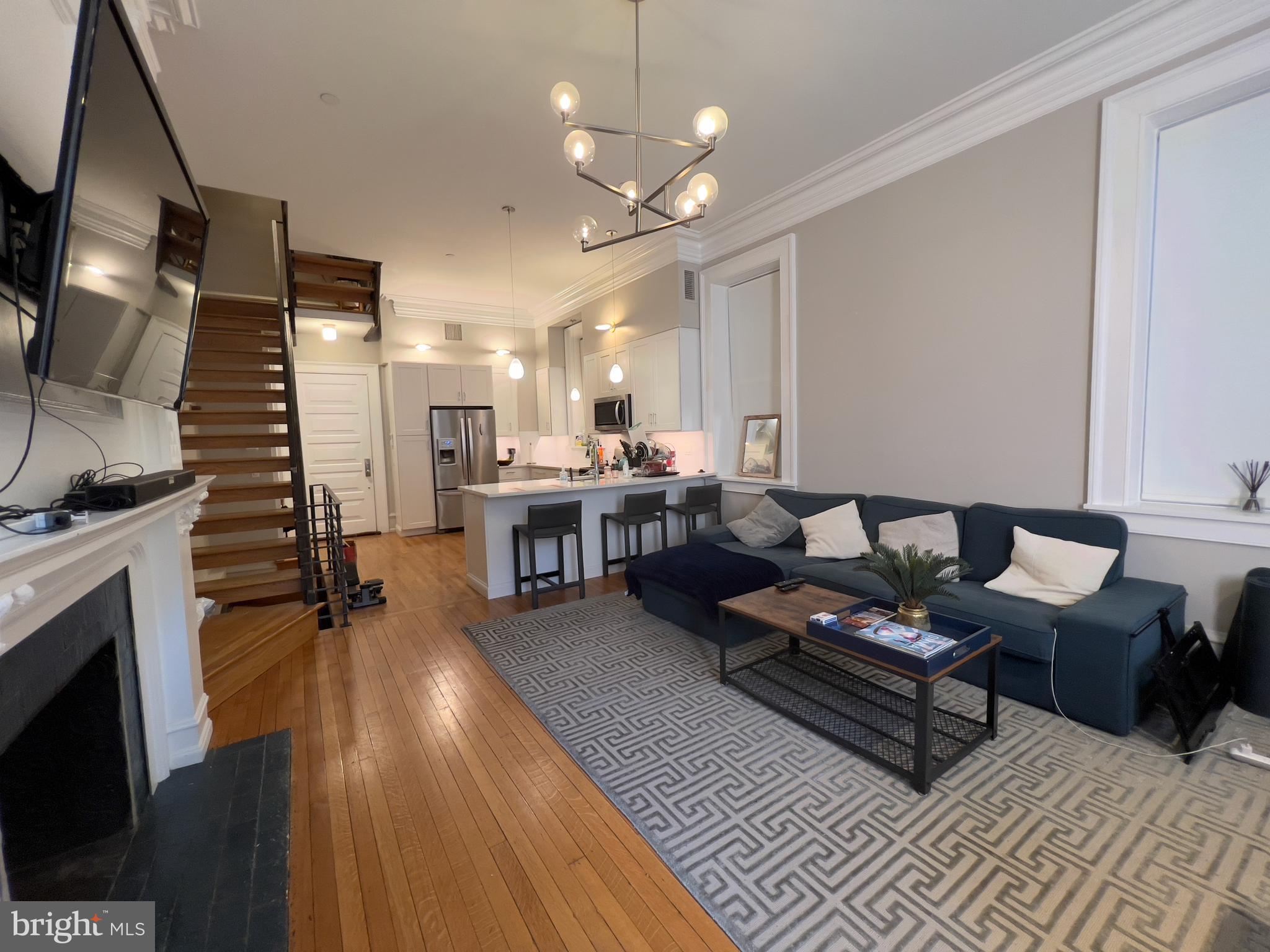 2126 Locust Street, Unit 1R Philadelphia, PA 19103 - Photo 13 of 65