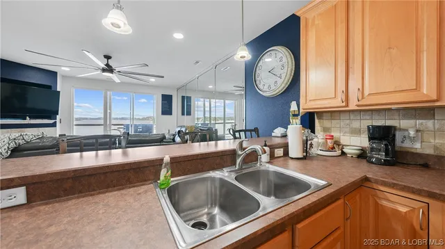 $450,000 | 1210 Lands End Parkway, Unit 314, Osage Beach, MO 65065