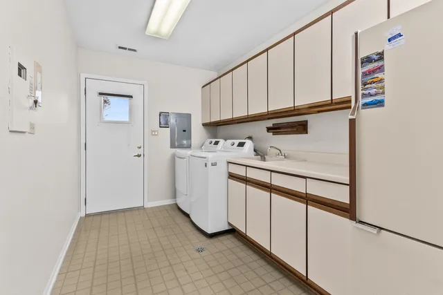 $319,000 | 15409 73rd Avenue, Unit 6, Orland Park, IL 60462