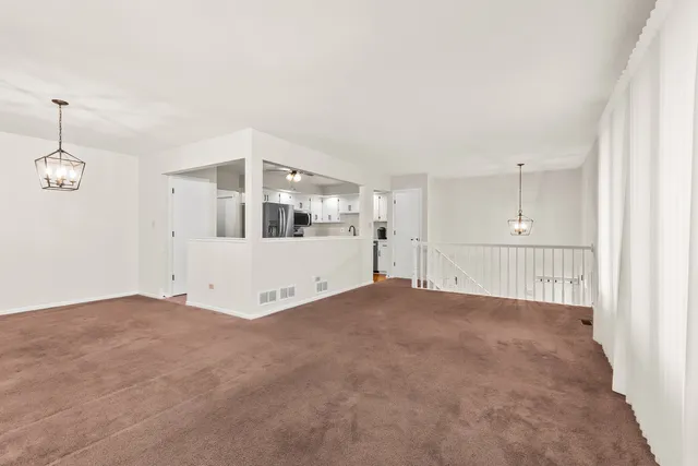 $319,000 | 15409 73rd Avenue, Unit 6, Orland Park, IL 60462