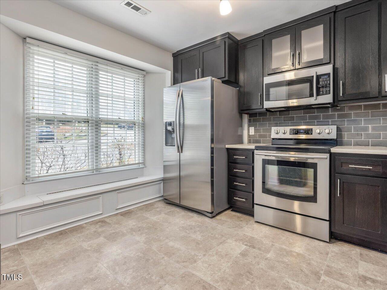 122 Long Shadow Place Durham, NC 27713 - Photo 11 of 41 23-Kitchen