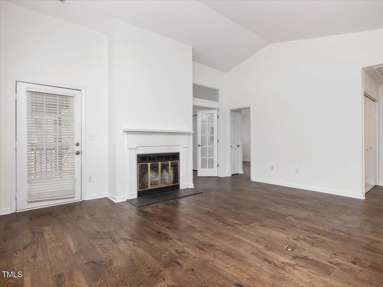 122 Long Shadow Place Durham, NC 27713 - Photo 35 of 41 13-Living Area