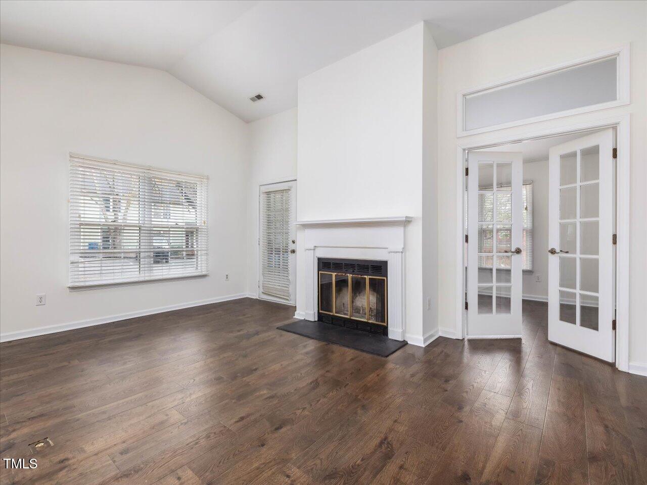 122 Long Shadow Place Durham, NC 27713 - Photo 5 of 41 11-Living Area