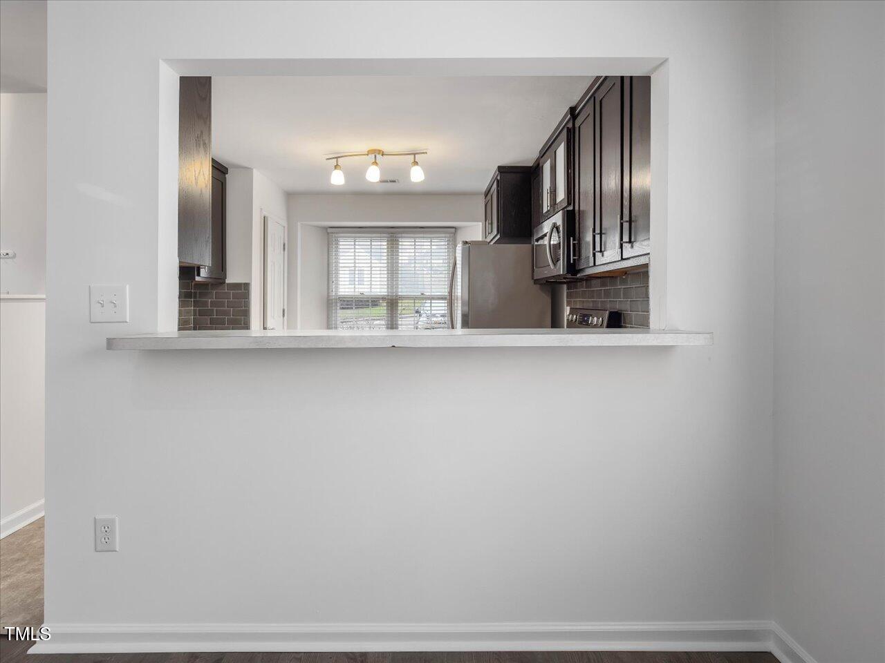 122 Long Shadow Place Durham, NC 27713 - Photo 8 of 41 22-Breakfast Bar