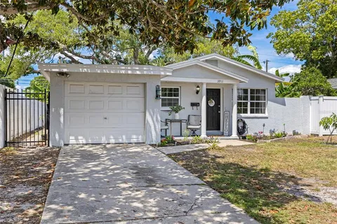 $329,000 | 3911 12th Avenue North, St. Petersburg, FL 33713
