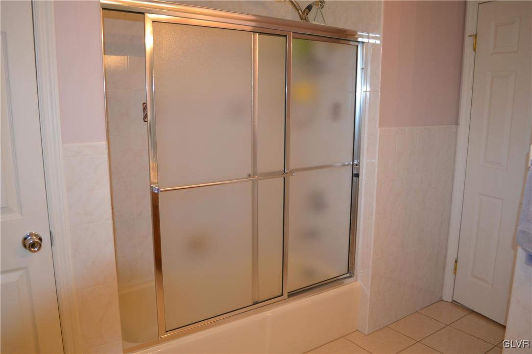 3114 Prescott Road Bethlehem, PA 18020 - Photo 17 of 36 Gallery Image 17