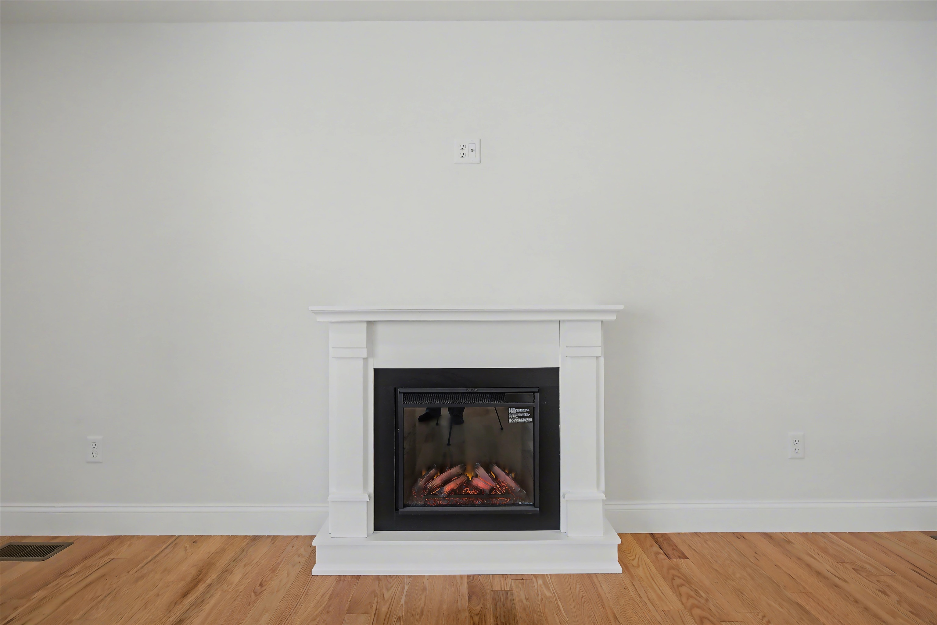 103 Rockingham Road, Unit 2 Londonderry, NH 03053 - Photo 29 of 32