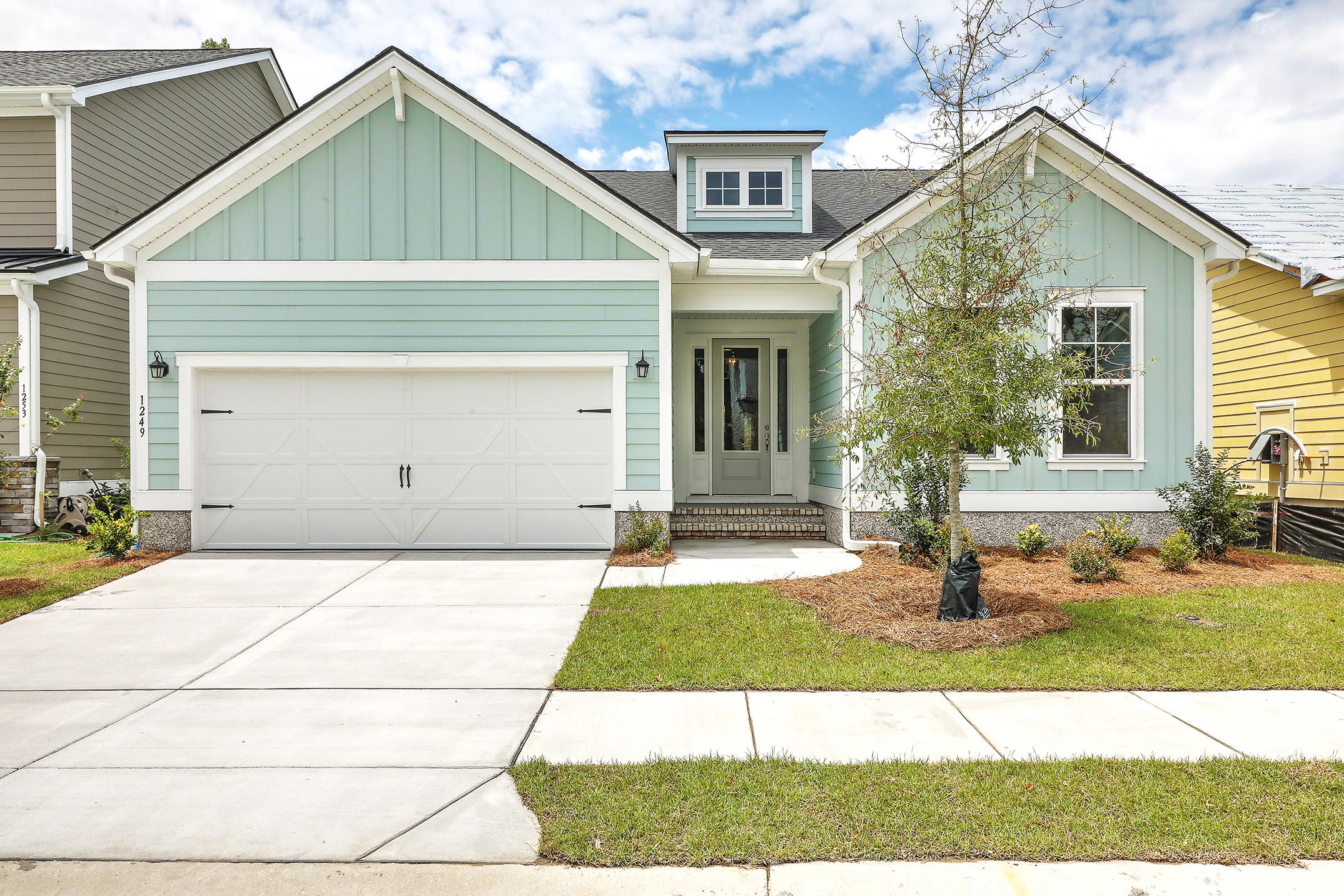 1249 Gannett Road Mount Pleasant, SC 29464 - Photo 7 of 42 1R3A2116_7_8