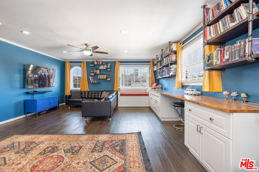 318 East Fairview Boulevard Inglewood, CA 90302 - Photo 26 of 45