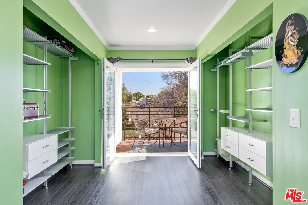 318 East Fairview Boulevard Inglewood, CA 90302 - Photo 35 of 45