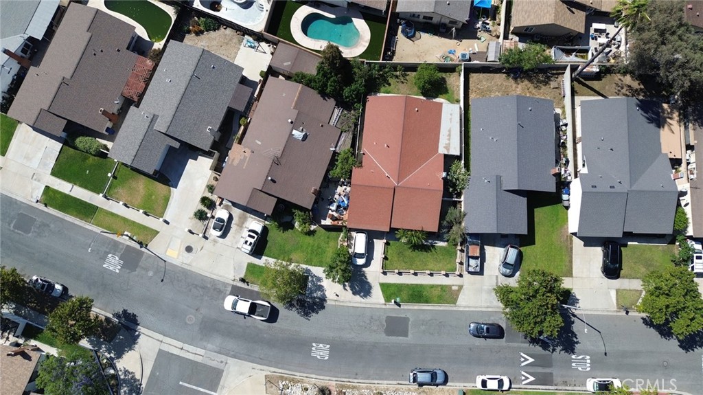 10262 Mandalay Court Riverside, CA 92503 - Photo 5 of 29