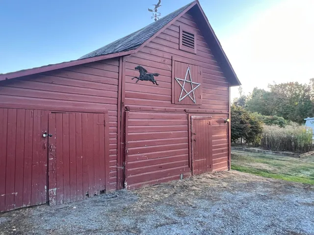 $198,000 | 1100 East Main Street, Poultney, VT 05764